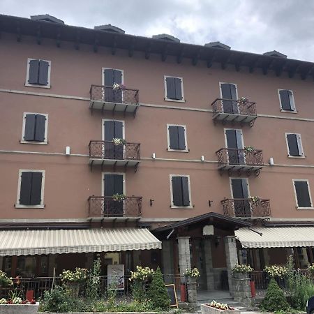 Hotel Appennino Fiumalbo Exteriör bild