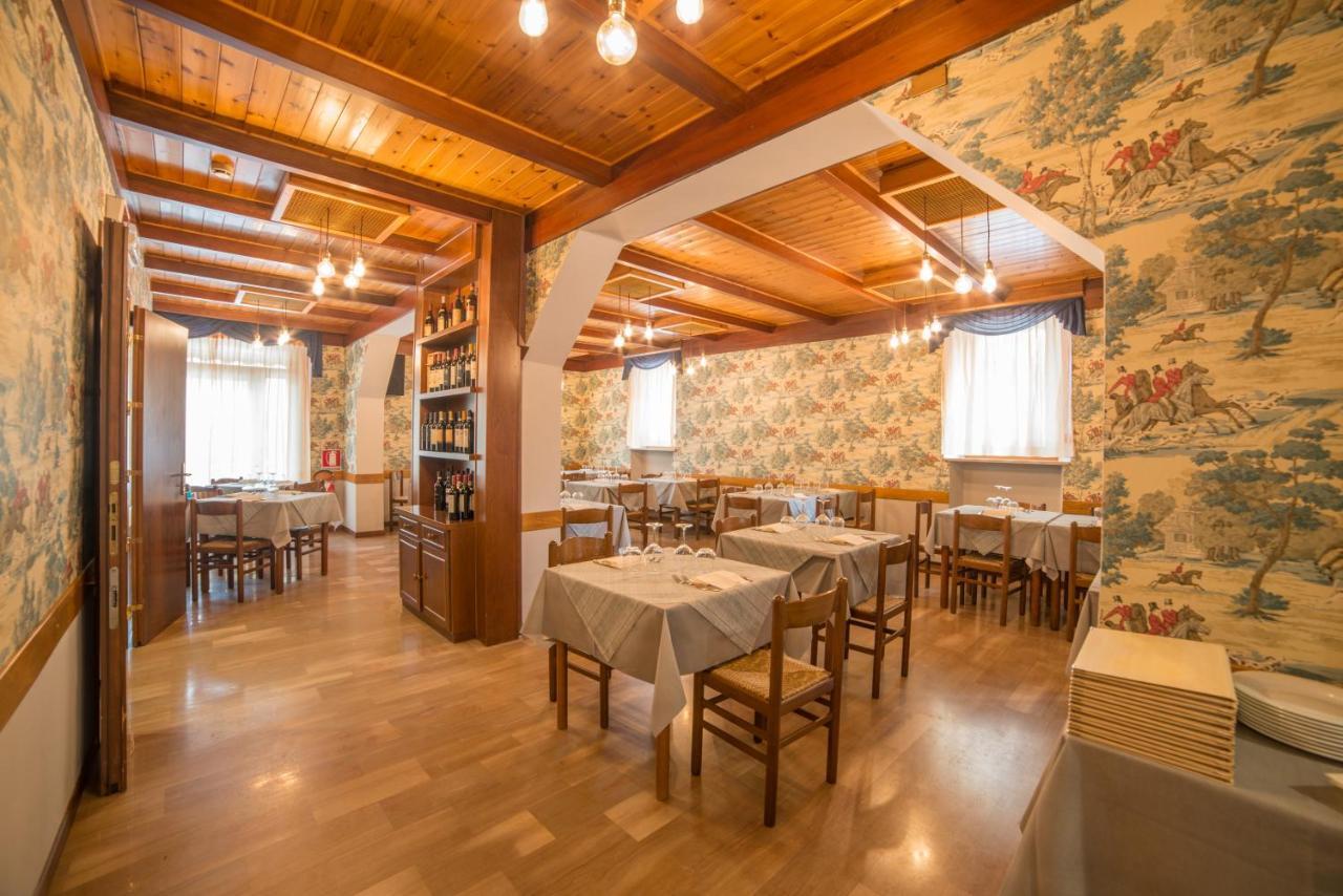 Hotel Appennino Fiumalbo Exteriör bild